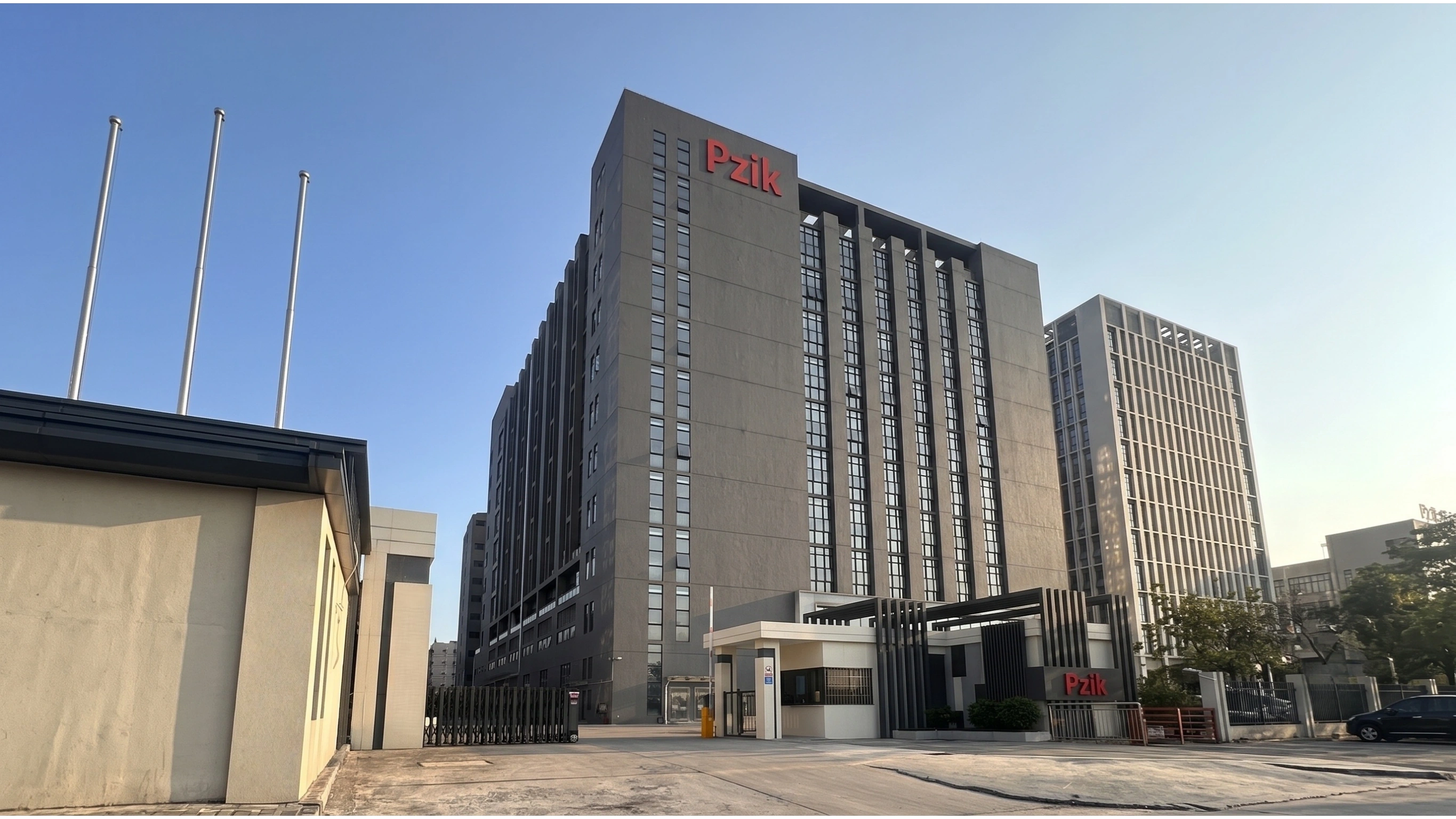 PZIK OEM and ODM manufacturing facility